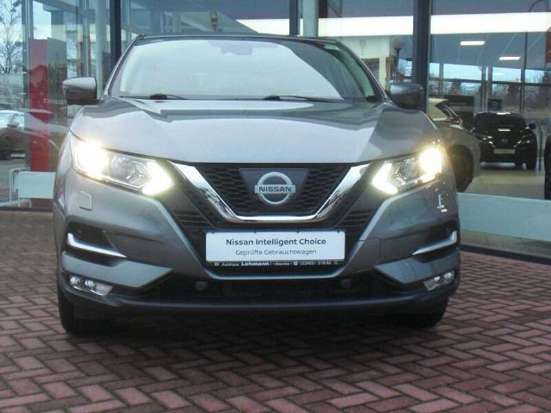 Nissan Qashqai 1.6 DIG-T N-Connecta NAVI 4xKAMERA PDC